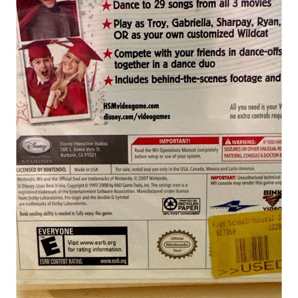 Nintendo Wii Disney High School Musical 3 Senior Year Dance Video Game 2008 - Picture 3 of 5